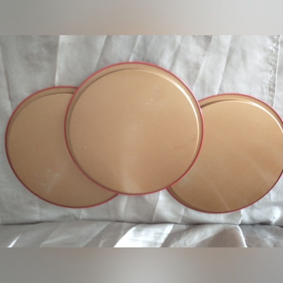 Mid Century Metal Round Serving Trays - Christmas Themed - Picture 3 of 9